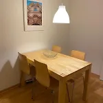 Dresden Zentral Altstadt Am Neptunbrunnen Zwei Zimmer * ドレスデン